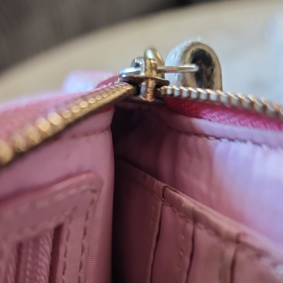 Coach Pink and Gold Heart Pattern Wristlet - Picture 10 of 13